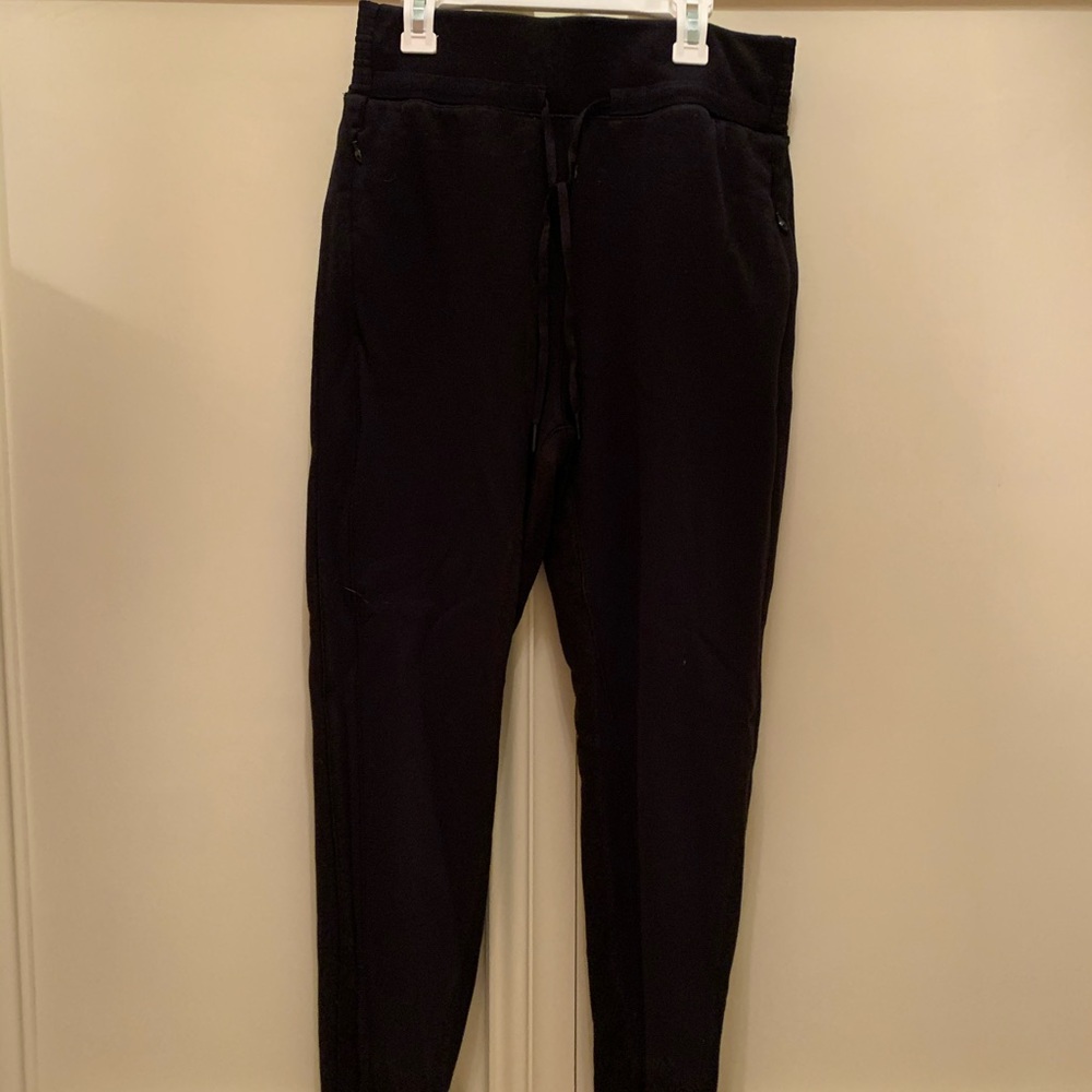 Lululemon joggers